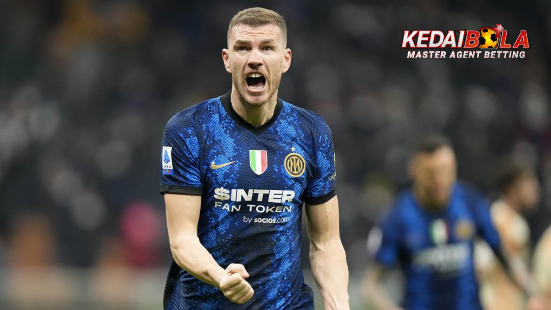 Edin Dzeko membuat klaim sensasional bahwa Inter memilih untuk mengontrak Romelu Lukaku secara permanen daripada mempertahankan jasanya saat ia menyindir pemain Belgia itu.