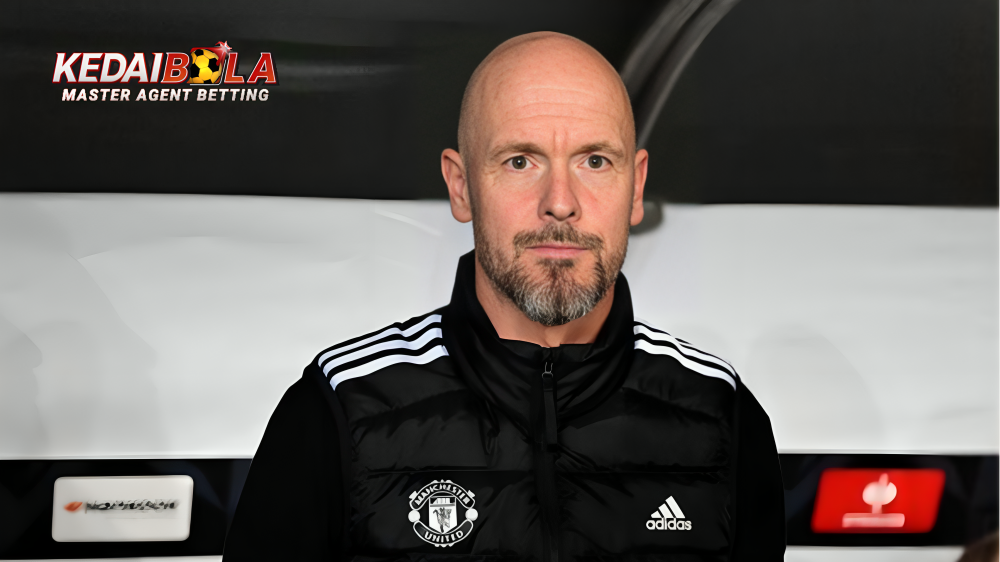 ‘Bisa menunggu seminggu lagi FFS’ – Semua penggemar Rival mengatakan hal yang sama saat Erik ten Hag AKHIRNYA dipecat oleh Man Utd setelah awal musim 2024-25 yang sangat buruk