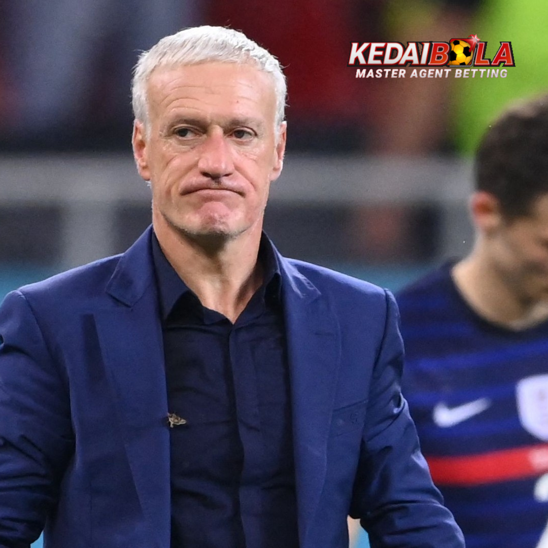 Pelatih Prancis Didier Deschamps bereaksi positif terhadap berita pengurangan larangan bermain empat tahun Paul Pogba karena doping.