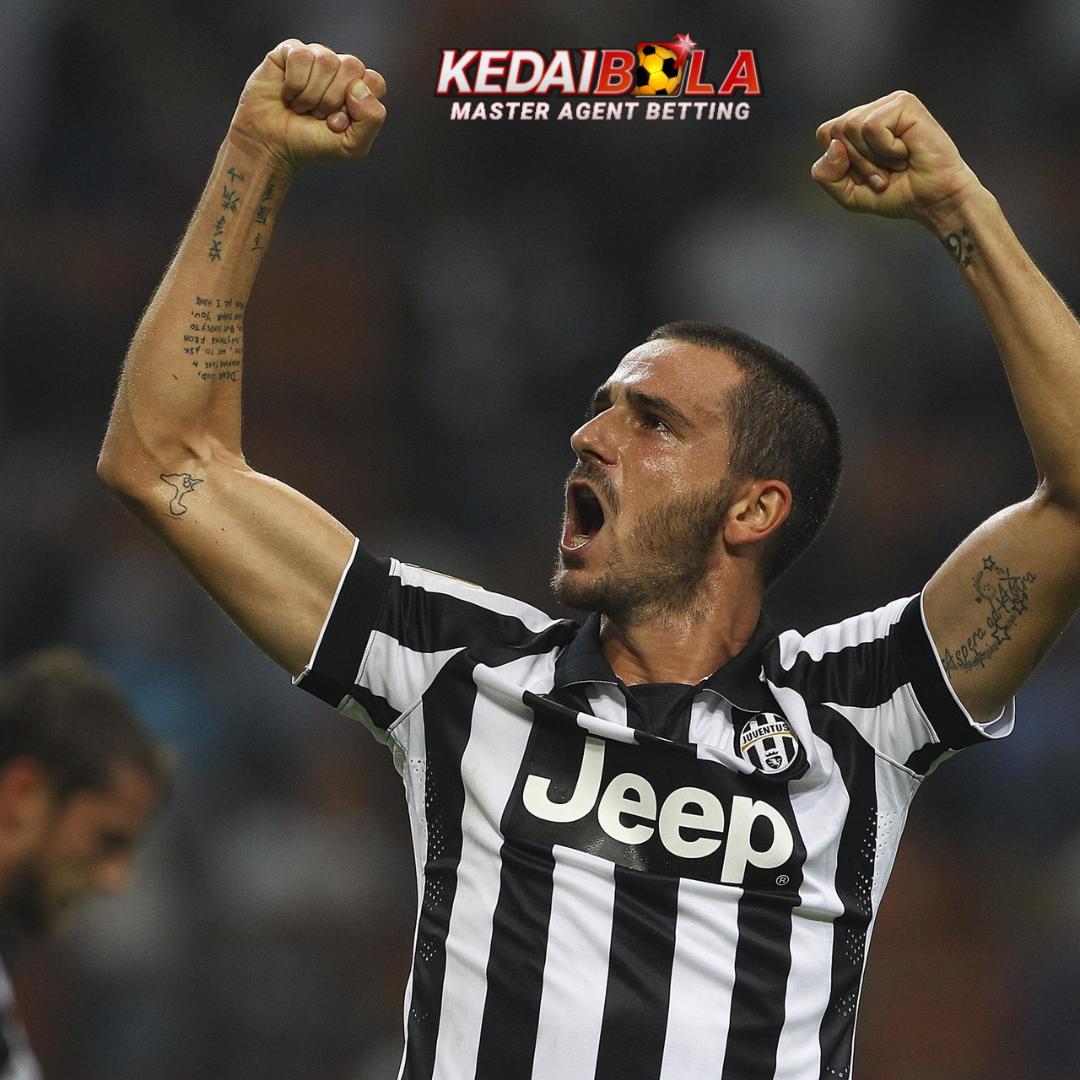 Leonardo Bonucci tolak Cristiano Ronaldo & Lionel Messi saat legenda Juventus sebut striker Serie A ‘mimpi buruk’ itu sebagai lawan terberatnya