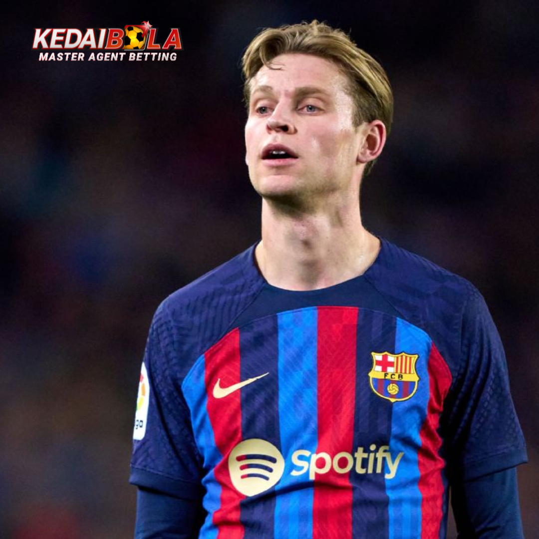 Disebut Berselisih Dengan Barcelona, Begini Respons Frenkie De Jong.