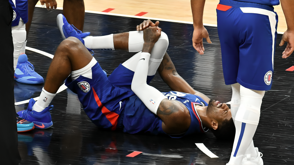 Paul George Cedera Lutut dan Membuat Sixers Cemas