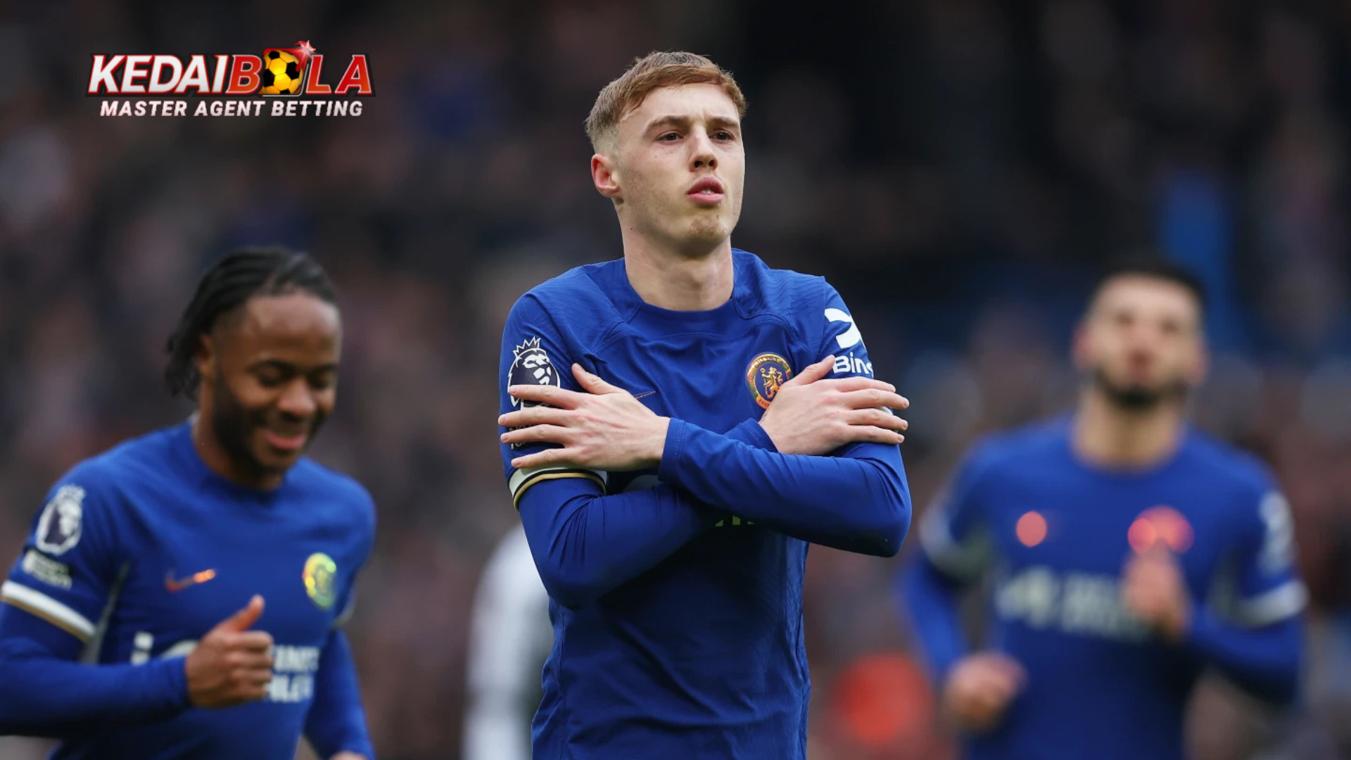 Chelsea khawatir dengan kebugaran Cole Palmer menjelang pertandingan melawan Arsenal setelah tekel mengerikan dari Lisandro Martinez dari Man Utd yang membuat Enzo Maresca marah