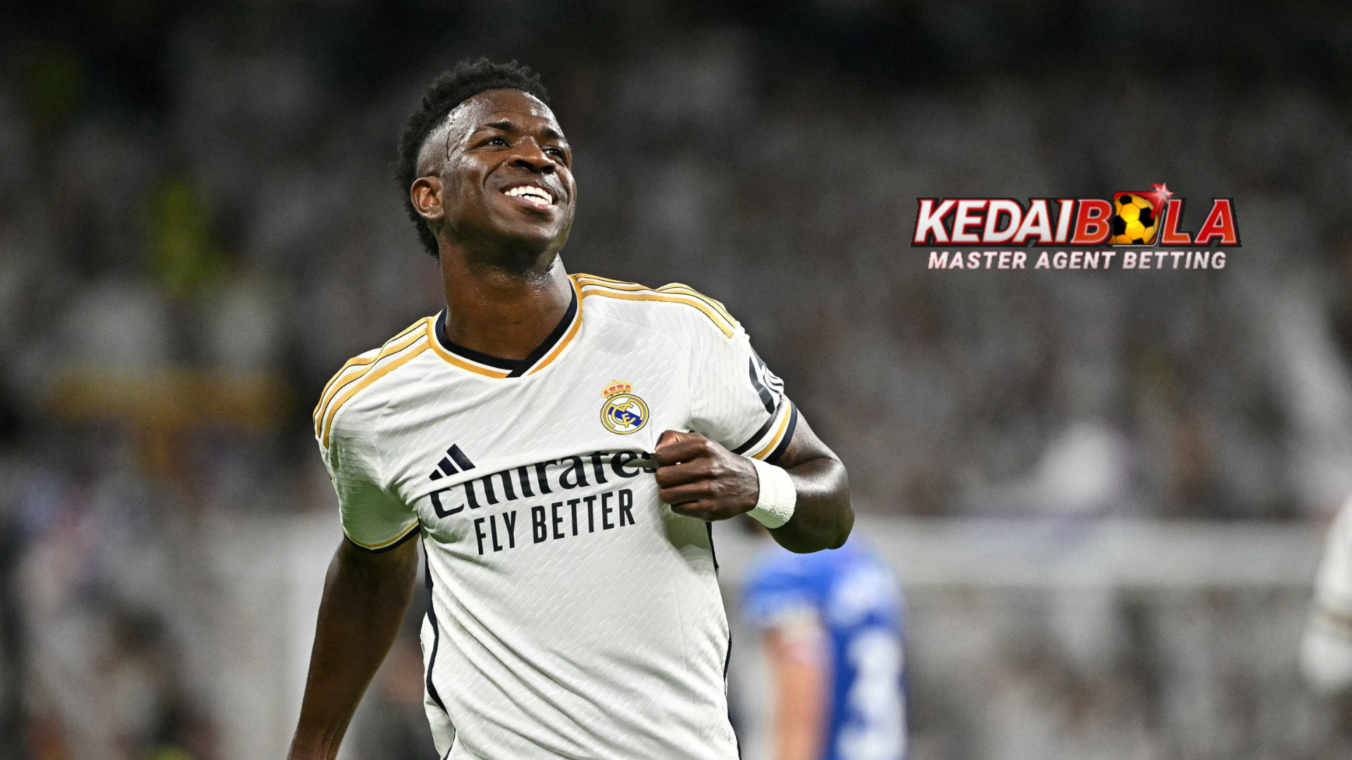 Vinicius Junior diminta untuk bersikap lebih hormat jika ingin seperti Lionel Messi & Cristiano Ronaldo, setelah mantan bintang Real Madrid itu mengecam sikap pemarah pemain Brasil itu